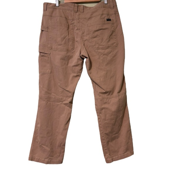 Columbia Men’s Regular Fit Chino Khaki Cargo Pants- Size 38x30 - Picture 4 of 8